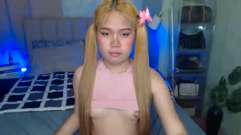 Snapshot of yazmin_shines chatting on 10, 10, 2025 Yazzi online show from 10, 10, 2025