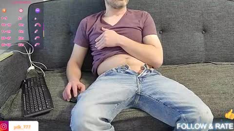 Snapshot of ydk7 chatting on 31, 3, 2026 Maxi online show from 31, 3, 2026