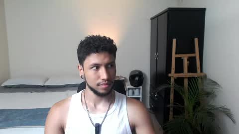 Snapshot of yeff_stone chatting on 27, 5, 2026 yeff online show from 27, 5, 2026