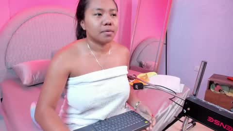 Snapshot of yeika_foxy chatting on 21, 4, 2026 yeika_foxy online show from 21, 4, 2026