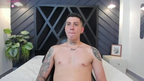 YEIKO ROMERO online show from 27, 1, 2025