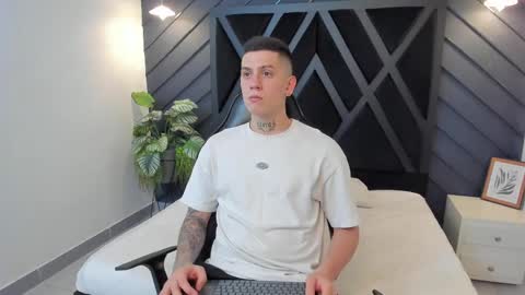 YEIKO ROMERO online show from 15, 2, 2025