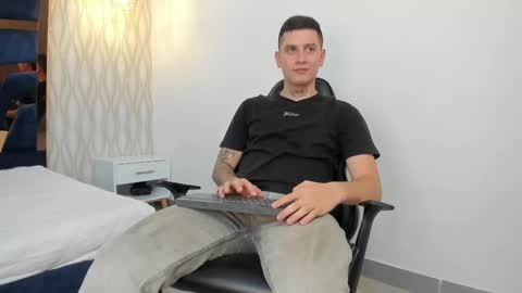 YEIKO ROMERO online show from 19, 2, 2025