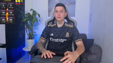 YEIKO ROMERO online show from 4, 11, 2025