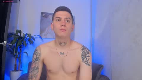 Snapshot of yeiko_romero_ chatting on 9, 1, 2026 YEIKO ROMERO online show from 9, 1, 2026