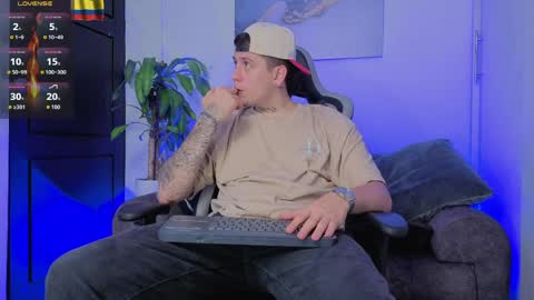 Snapshot of yeiko_romero_ chatting on 9, 4, 2026 YEIKO ROMERO online show from 9, 4, 2026