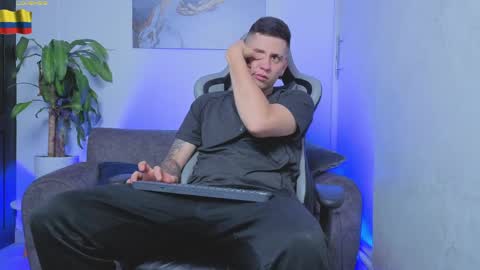 Snapshot of yeiko_romero_ chatting on 10, 4, 2026 YEIKO ROMERO online show from 10, 4, 2026