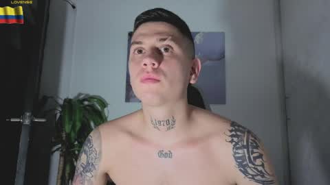 Snapshot of yeiko_romero_ chatting on 10, 4, 2026 YEIKO ROMERO online show from 10, 4, 2026