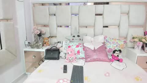 Yeins online show from 28, 11, 2025