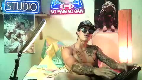 yeisoncastellanos1999 online show from 6, 11, 2025