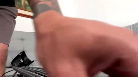 yeisongomezz online show from 19, 4, 2026