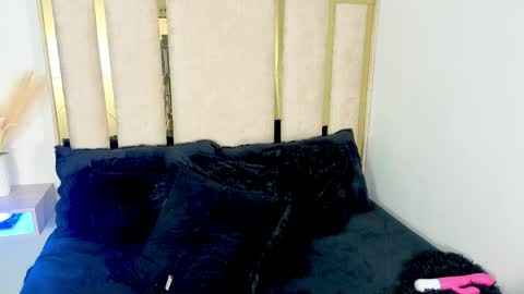 Snapshot of yeli_amber3 chatting on 21, 4, 2026 Yeli Amber online show from 21, 4, 2026