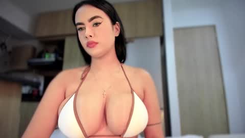 Snapshot of yenifer016 chatting on 9, 3, 2026 yenifer016 online show from 9, 3, 2026