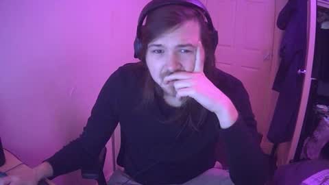 Snapshot of yeovil_alex chatting on 8, 12, 2024 Alex online show from 8, 12, 2024