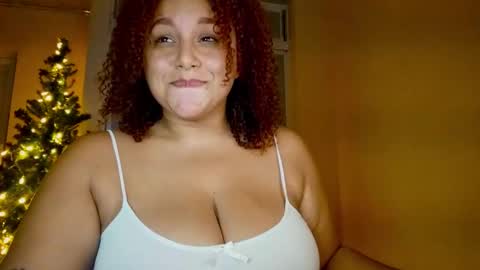 Snapshot of yera_sh chatting on 23, 12, 2025 YERA online show from 23, 12, 2025