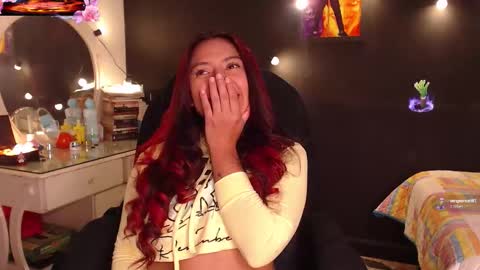 Snapshot of yes2802 chatting on 11, 10, 2025 Yesi online show from 11, 10, 2025