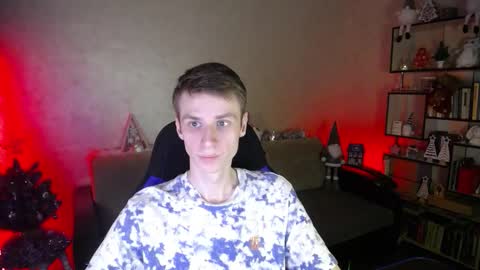 Snapshot of yes_cute_boy_ chatting on 7, 1, 2026 Eden online show from 7, 1, 2026