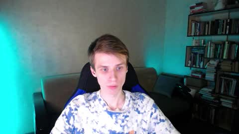 Snapshot of yes_cute_boy_ chatting on 1, 3, 2026 Eden online show from 1, 3, 2026