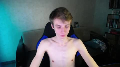 Snapshot of yes_cute_boy_ chatting on 7, 4, 2026 Eden online show from 7, 4, 2026