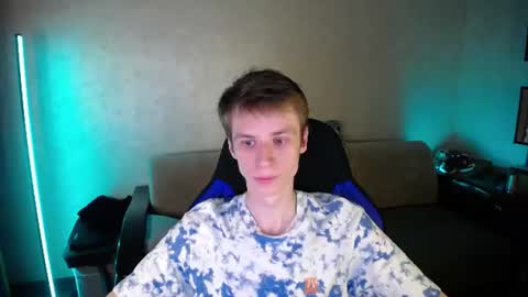 Snapshot of yes_cute_boy_ chatting on 5, 7, 2026 Eden online show from 5, 7, 2026