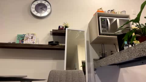 Zlata online show from 15, 2, 2025