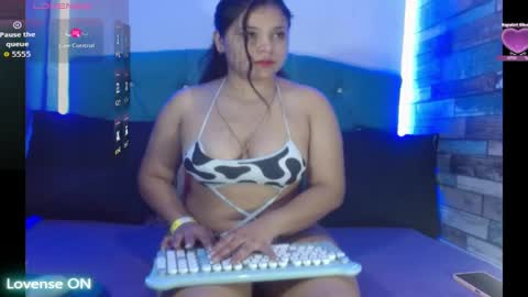 Snapshot of yesamin_stone18 chatting on 6, 6, 2026 yesamin_stone18 online show from 6, 6, 2026