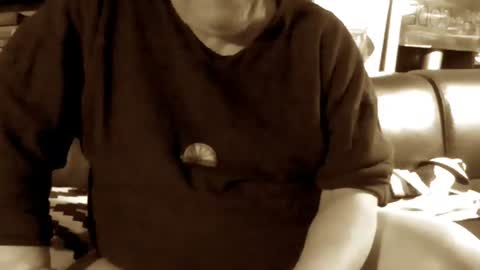 Snapshot of yessex247 chatting on 14, 4, 2026 yessex247 online show from 14, 4, 2026