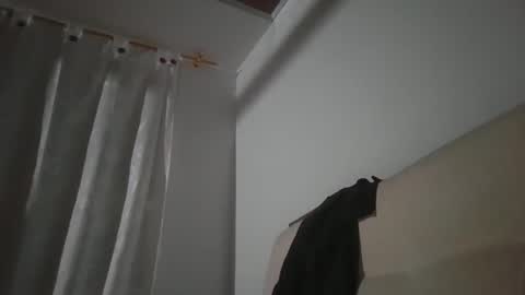 Snapshot of yessica_08 chatting on 7, 4, 2026 yessica and andres online show from 7, 4, 2026