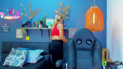 yessika_parker online show from 2, 4, 2026