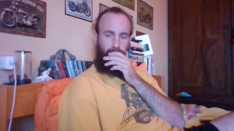 Snapshot of yeti_92 chatting on 23, 9, 2025 yeti_92 online show from 23, 9, 2025