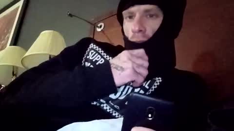 yfwb69xxx online show from 23, 11, 2025