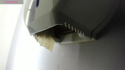 Yiyo online show from 7, 2, 2025