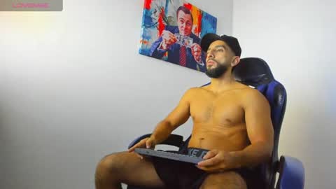 Yiyo online show from 9, 8, 2026