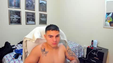 Snapshot of yker18 chatting on 17, 12, 2024 yker online show from 17, 12, 2024