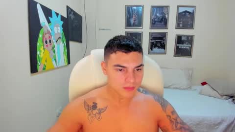 Snapshot of yker18 chatting on 11, 1, 2025 yker online show from 11, 1, 2025