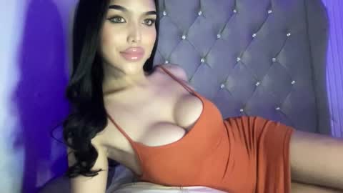 ylonagrae online show from 22, 3, 2026