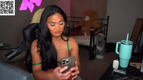 Palmela Handerson online show from 15, 2, 2025