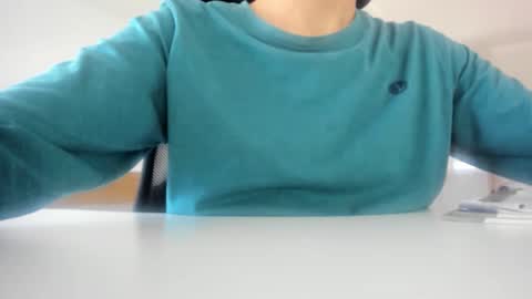 Snapshot of yoda130305 chatting on 19, 9, 2025 yoda130305 online show from 19, 9, 2025