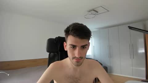 Snapshot of yoda130305 chatting on 9, 4, 2026 yoda130305 online show from 9, 4, 2026