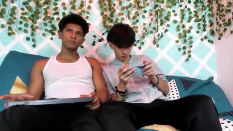 Snapshot of yoel_allan_hot88 chatting on 6, 10, 2025 yoel_allan_hot88 online show from 6, 10, 2025