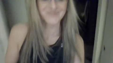 Snapshot of yogabuttttttt chatting on 18, 3, 2026 yogabuttttttt online show from 18, 3, 2026