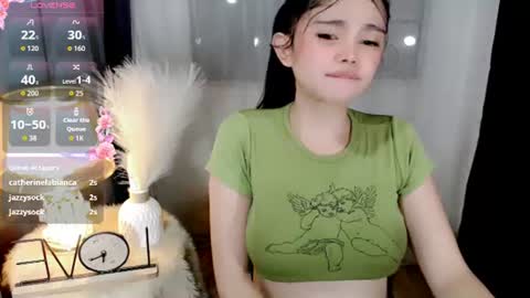 Snapshot of yogirl_abby chatting on 14, 6, 2026 Hi i am Abby i am Filipina Aussie youve ever wanted to meet NOT INTO CHEAP GUY online show from 14, 6, 2026