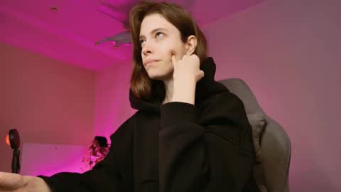 Snapshot of yoka_paradoxxx chatting on 28, 9, 2025 yoka_paradoxxx online show from 28, 9, 2025