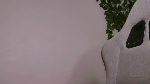 Snapshot of yoka_paradoxxx chatting on 2, 12, 2025 yoka_paradoxxx online show from 2, 12, 2025