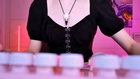 Snapshot of yoka_paradoxxx chatting on 16, 12, 2025 yoka_paradoxxx online show from 16, 12, 2025