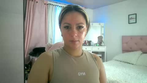 Snapshot of yokiko_daring chatting on 10, 10, 2025 yokiko online show from 10, 10, 2025