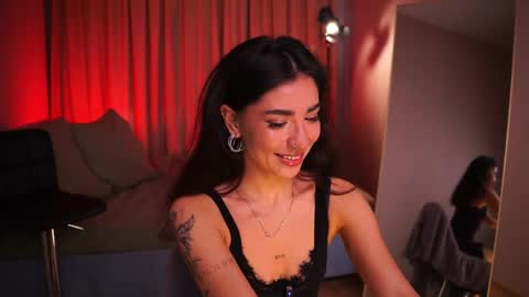 Snapshot of yokokoko__ chatting on 28, 4, 2026 Yoko online show from 28, 4, 2026