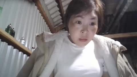 yongmi_ online show from 22, 11, 2025