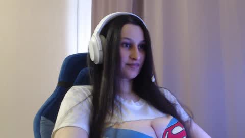 Sophie online show from 13, 4, 2026