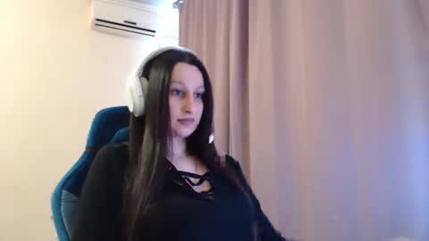 Snapshot of yongswab chatting on 27, 4, 2026 Sophie online show from 27, 4, 2026